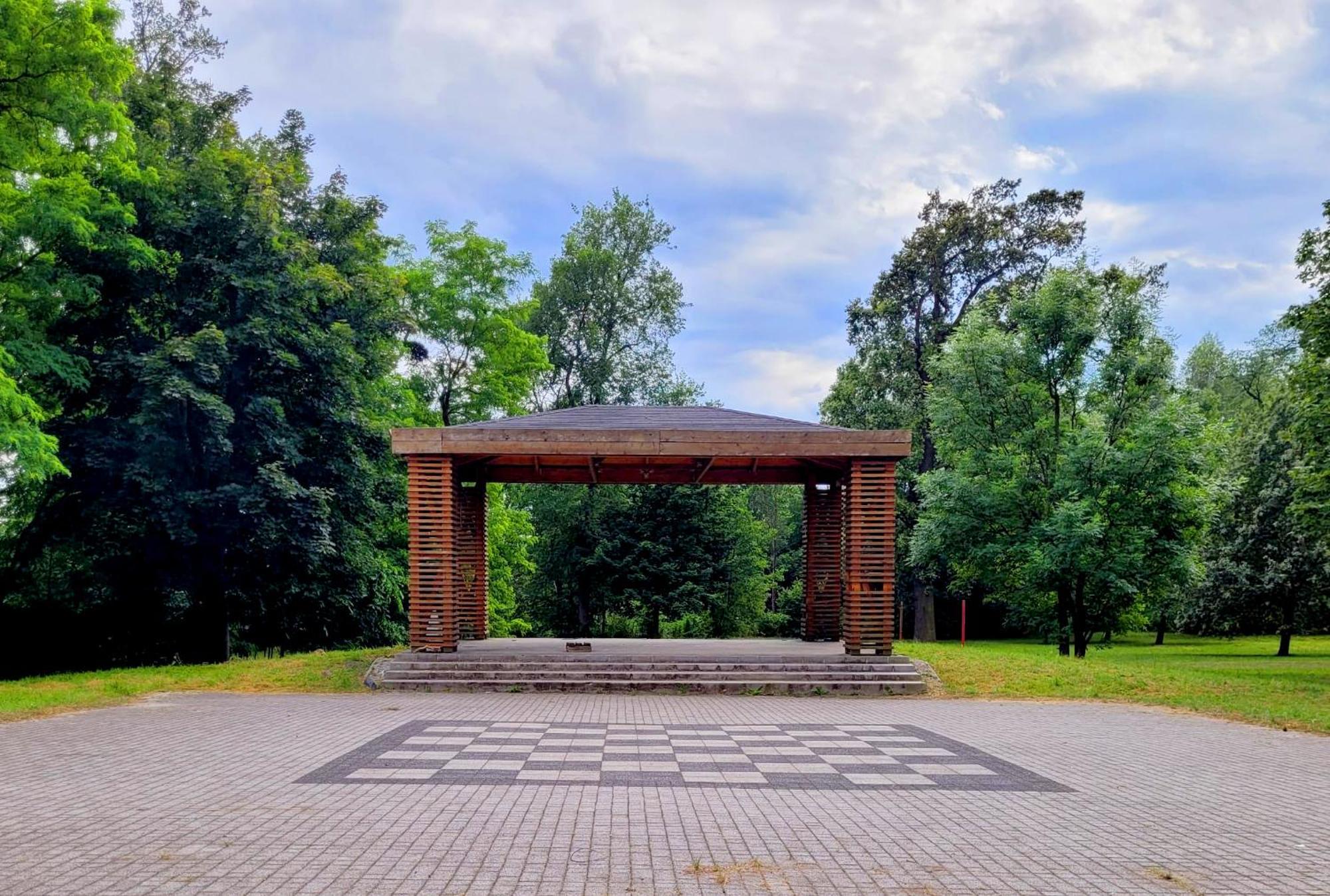 Biwak Bajlando Campsite Wroclaw